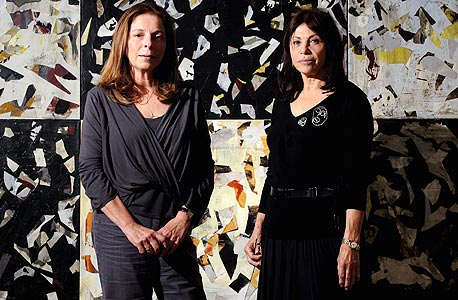 מימין: נעה אבירם ועדיה סועדי. אמנות בחסות הדירקטוריון מימין: נעה אבירם ועדיה סועדי. אמנות בחסות הדירקטוריון