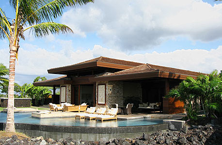שר מוכרת את ביתה בהוואי ב-10 מיליון דולר