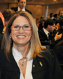 ענת וילנאי, אשתו של סגן שר הביטחון, בין הבוגרים ענת וילנאי, אשתו של סגן שר הביטחון, בין הבוגרים