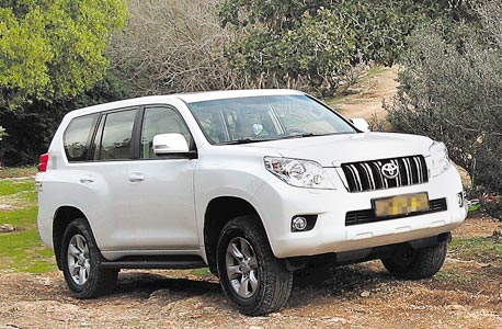 טויוטה לנדקרוזר טויוטה לנדקרוזר