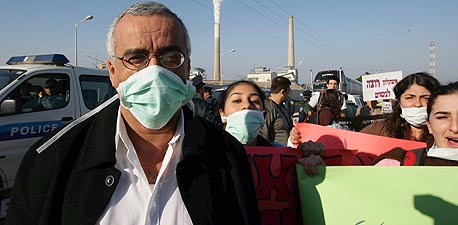 הפגנה נגד הקמת תחנת כוח באשקלון, צילום: גדי קבלו