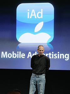 סטיב ג'ובס מציג את iAd - פלטפורמת הפרסום של אפל לסלולר
