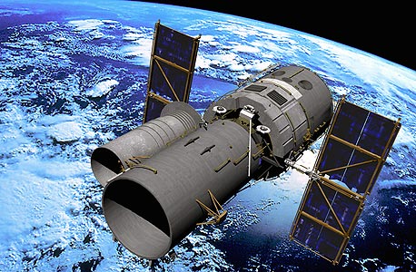 בתקציב 2012-2011 נגיע לירח? שר המדע מנסה להכניס תוכנית חלל שאפתנית לתקציב הבא