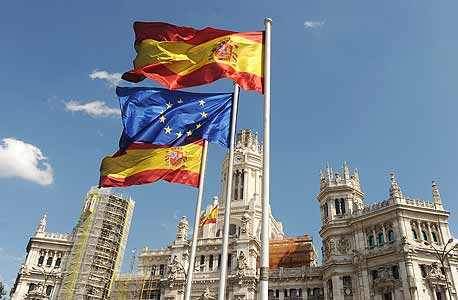 ממשלת ספרד מתכננת רגולציה פיננסית לכדורגל