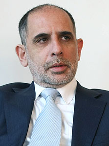 עו"ד ארז אהרוני