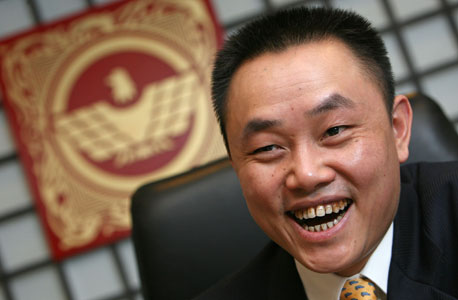 חואנג גואנגיו. נשר מבית הספר בגיל 16