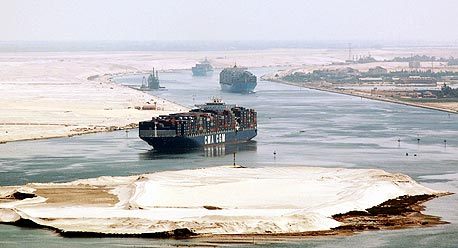 ספינה איראנית ועליה נפט סורי נעצרה בתעלת סואץ 