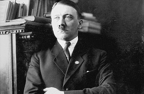 אדולף היטלר, צילום: בלומברג