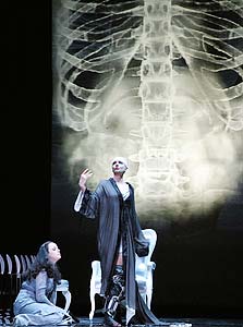 "פיק דאם", טרגדיה אופראית מעוצבת