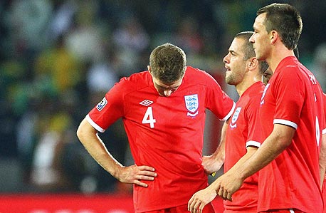 למה אנגליה תמיד מפסידה?