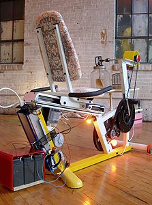 אופני כושר להכנת חמאה. טים אדס, איש הייטק, רוצה לפתח אופני כושר שהאנרגיה שנוצרת בעת הדיווש בהם משמשת לחביצת חמאה
