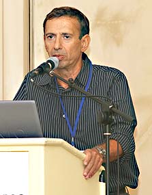 עמוס ברזילי. לא מכיר חברת הון סיכון בעמק הסיליקון שאין לה קשר לישראל