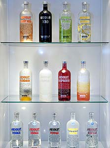 מס בגובה של עד 7.5 שקל לבקבוקשמחירו נמוך מ-20 שקל, צילום: בלומברג