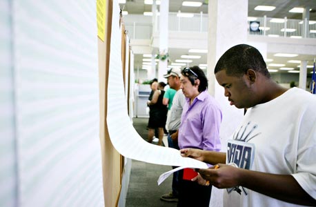 ארה"ב: מספר המיואשים מחיפוש עבודה הולך וגדל, צילום: בלומברג