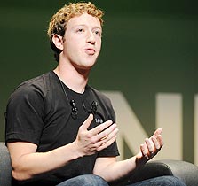 מנכ"ל פייסבוק מארק צוקרברג. שינויי הממשחק התכופים מבלבלים משתמשים