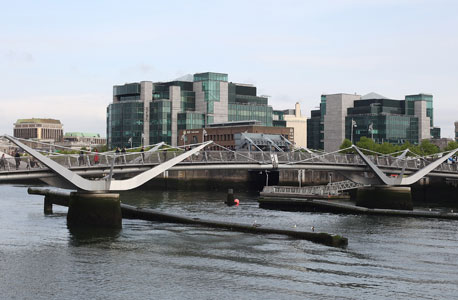 המרכז הפיננסי בדבלין אירלנד, צילום: בלומברג