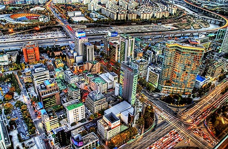 סיאול, עיר הבירה של דרום קוריאה, היא אחת הערים הטכנולוגיות בעולם. לקוריאנים זה ממש לא מספיק