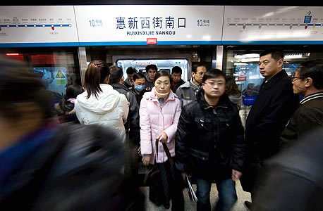 צפיפות רבה ביום, לא פועלת בשעות הלילה המאוחרות