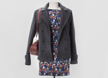 עיצוב: רוס אובטה. שמלה: 899 שקל, ז'קט: 1,199 שקל, תיק: 249 שקל עיצוב: רוס אובטה. שמלה: 899 שקל, ז'קט: 1,199 שקל, תיק: 249 שקל