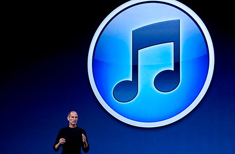 המהפכה של iTunes: נגן המדיה של אפל חוגג עשור