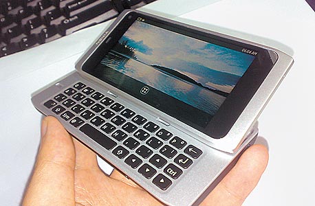 דיווח: נוקיה הפסיקה לפתח את N9, המכשיר הראשון המבוסס על MeeGo