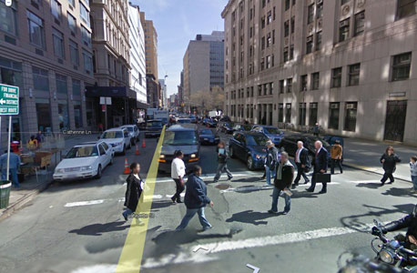רחוב בניו יורק דרך גוגל סטריט וויו