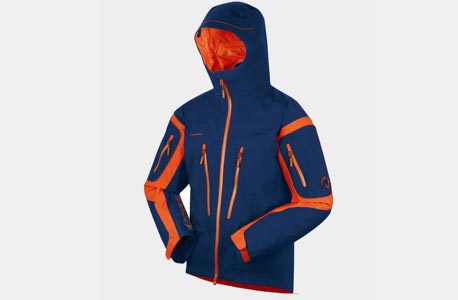  Extreme Logan של Mammut. מחיר: 3,990 למעיל