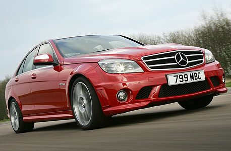 מרצדס C63 AMG DR250