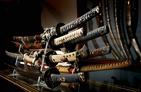 אוסף חרבות יפניות, צילום: עמית שעל