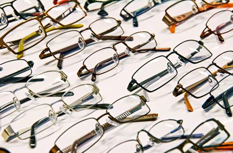 כשהמשקפיים יהיו קצת יותר ממשקפיים, צילום: shutterstock