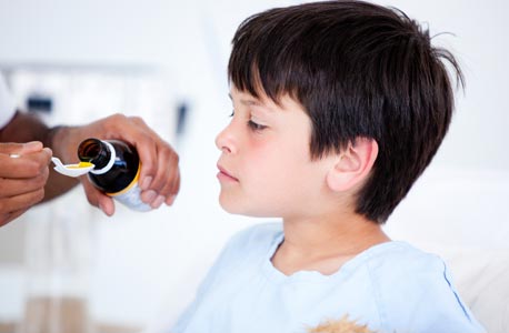 איך להזכיר לילד לקחת תרופה?