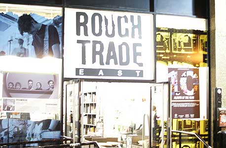 חזית חנות Rough Trade בלונדון