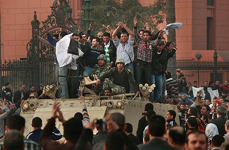 הפגנות בכיכר תחריר במצרים, צילום: MCT