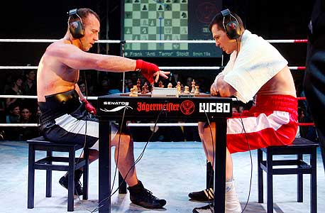 משחקים Chess Boxing. שילוב של גארי קספרוב ומייק טייסון