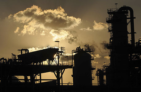 מפעל נפט בקטאר, צילום: אי פי אי
