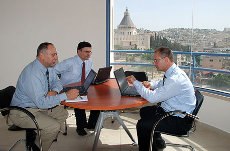 Galil Software, חברת שירותים העוסקת בפיתוחי תוכנה שונים. נוסדה: 2008. מייסדים: ג'ימי לוי, זאב ברגמן, איציק דנציגר ואינאס סעיד. עובדים: 135