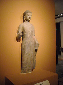 פסל בודהה בן 1,100 שנה