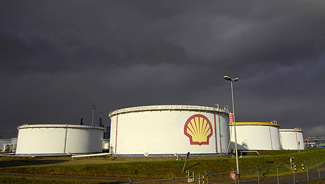 ארה&quot;ב: עובדי תעשיית הנפט דחו הצעת פשרה - וממשיכים בשביתה 