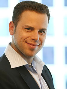 אבי גינדי בעלים ומנכ"ל משותף גינדי החזקות