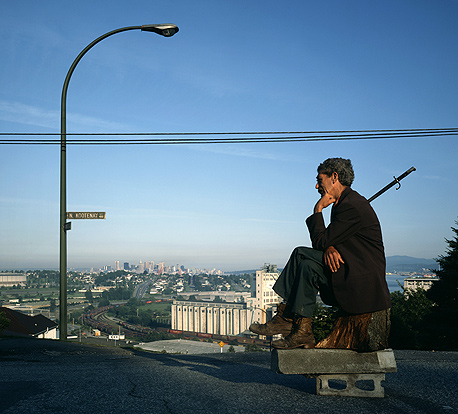מתוך "The Crooked Path" של ג'ף וול, המרכז לאמנויות יפות, בריסל מתוך "The Crooked Path" של ג'ף וול, המרכז לאמנויות יפות, בריסל