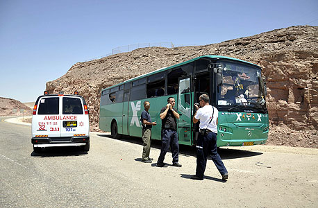בעקבות הפיגוע: הישראלים לא ממהרים לבטל החופשה באילת; חשש לפגיעה בתיירות מחו&quot;ל 