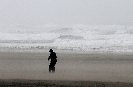 הסופה מכה בחוף המזרחי, צילום: איי פי