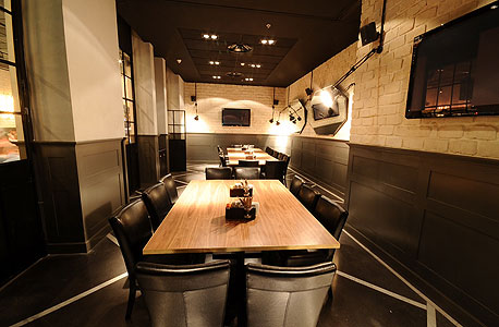 מוזס, אילת. אורחים: עד 40