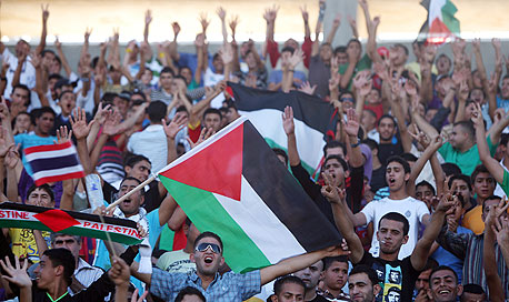 איזה תפקיד משחק הכדורגל בחתירה הפלסטינית לעצמאות?