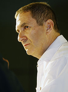 רון-טל. דיון חירום