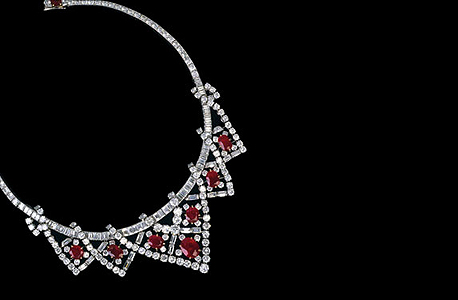 סט היהלומים ואבני האודם של קרטייה