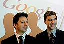 מייסדי גוגל סרגיי ברין (משמאל) ולארי פייג', צילום: אי פי איי
