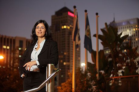 דורית בן סימון: "צריך להסמיך דירקטורים"