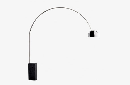 מנורת Arco. שנת ייצור: 1962 מנורת Arco. שנת ייצור: 1962