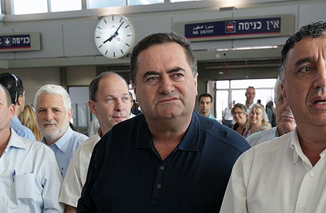 שר התחבורה ישראל כץ בתחנת רכבת